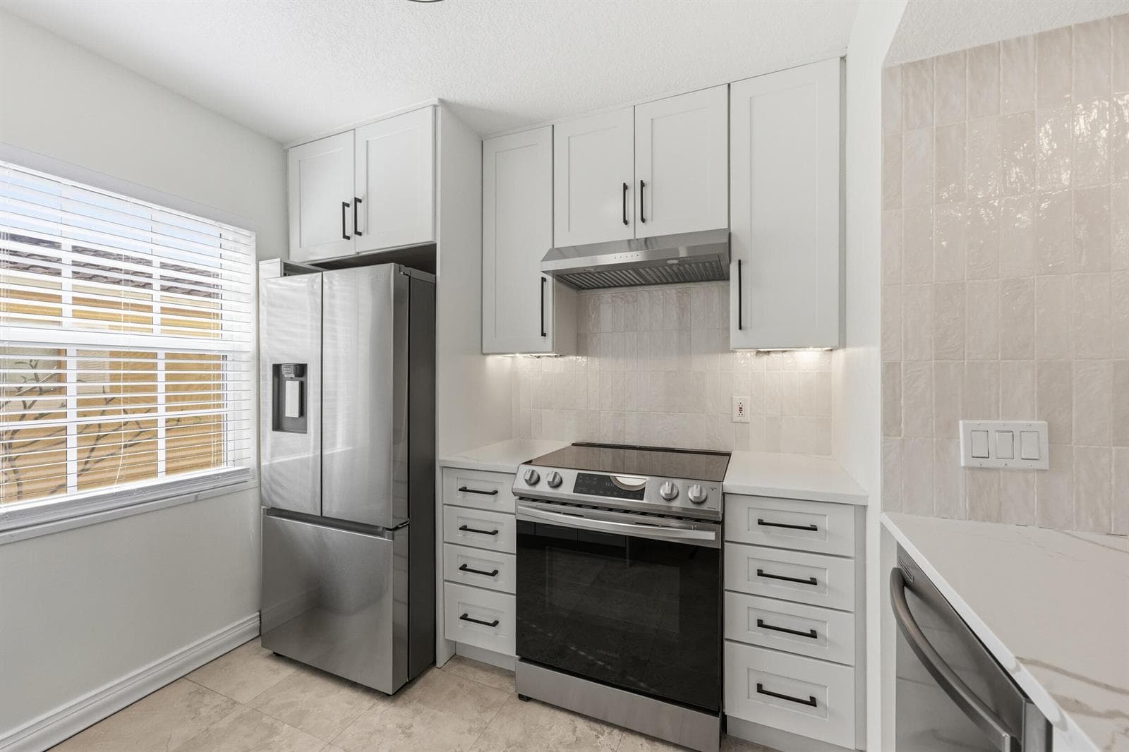 1155 Lake Shore Drive 202 photo 13