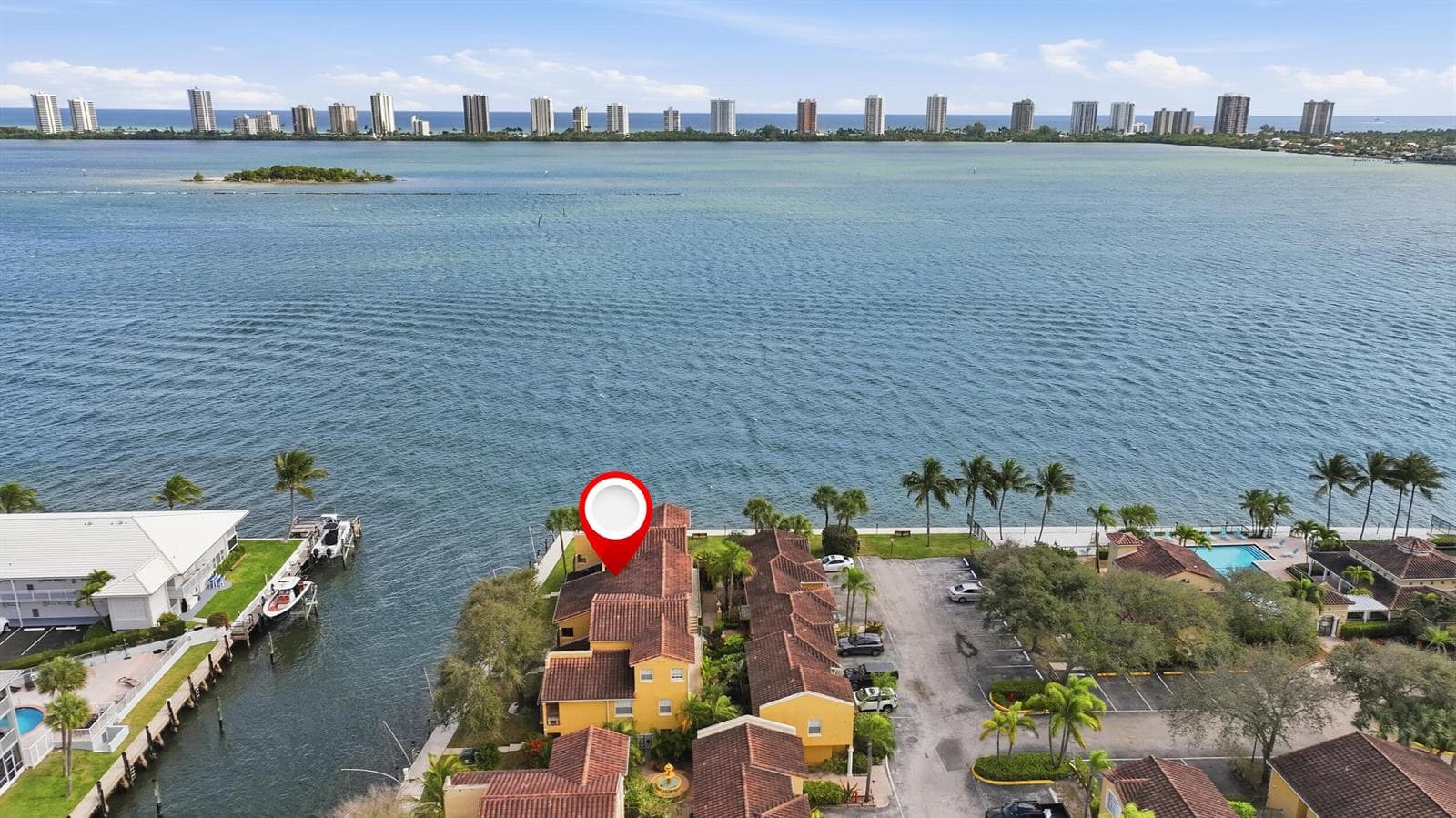 1155 Lake Shore Drive 202 photo 5