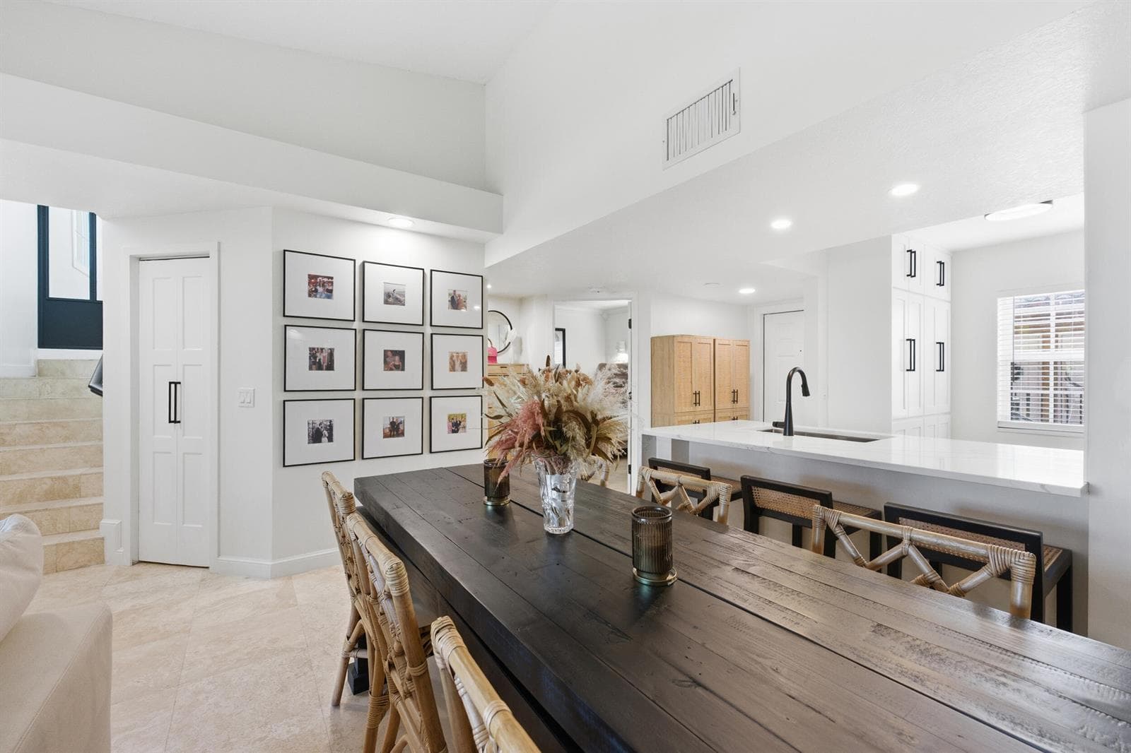 1155 Lake Shore Drive 202 photo 19