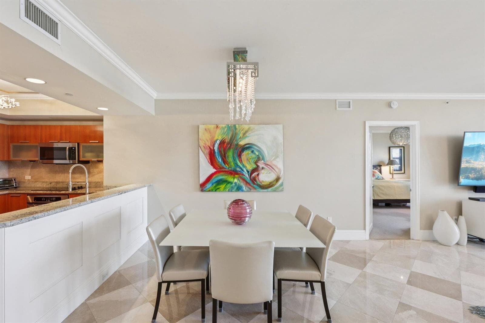 2650 Lake Shore Drive 1404 photo 13