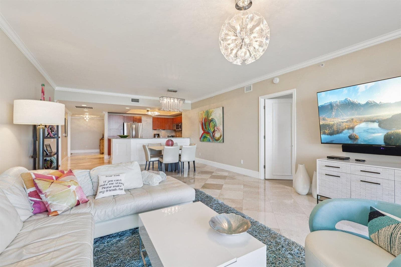 2650 Lake Shore Drive 1404 photo 9
