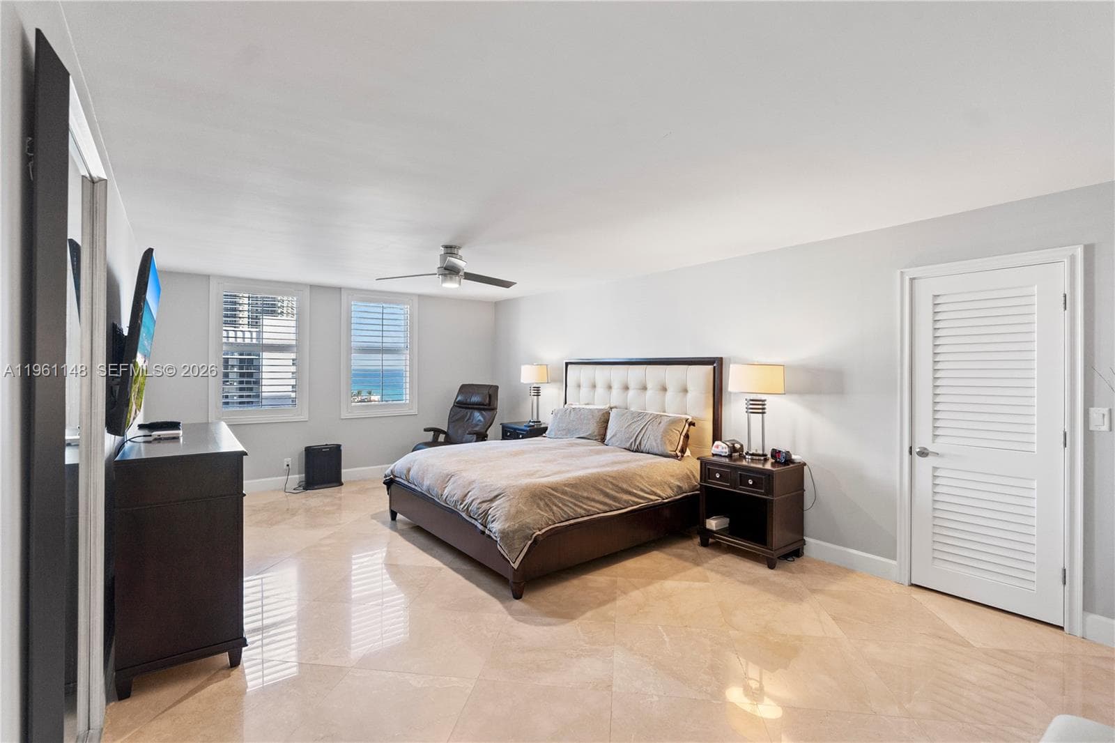 1920 S Ocean Dr 17D photo 17