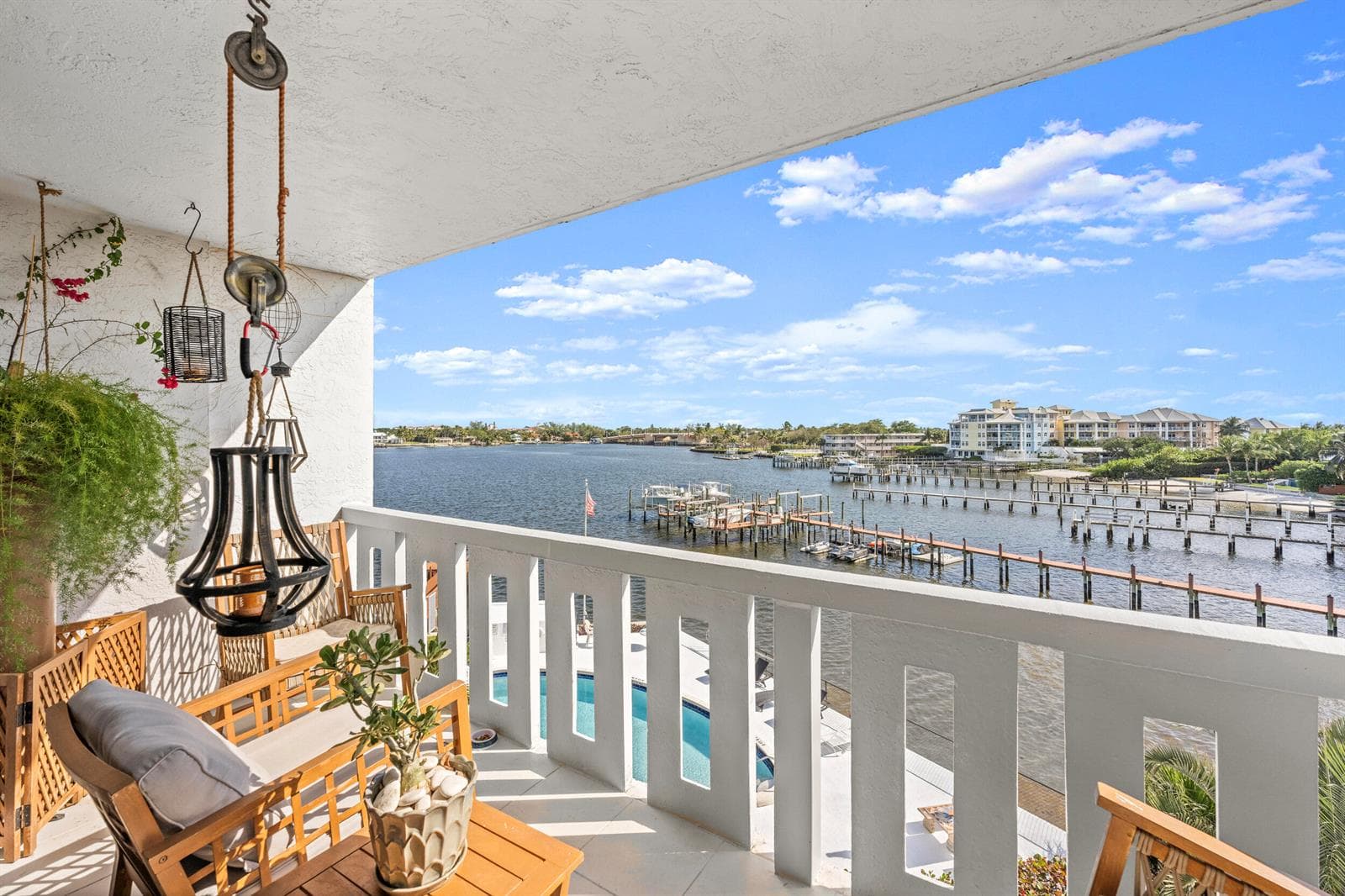 231 E Lantana Road 402 photo 18