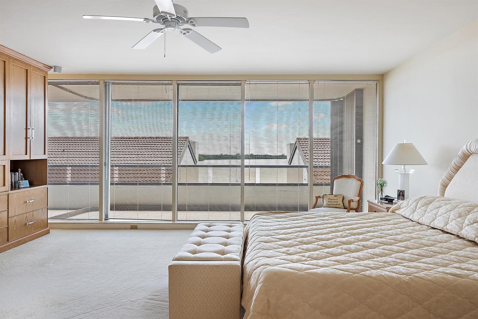 100 Lakeshore Drive 251 photo 15
