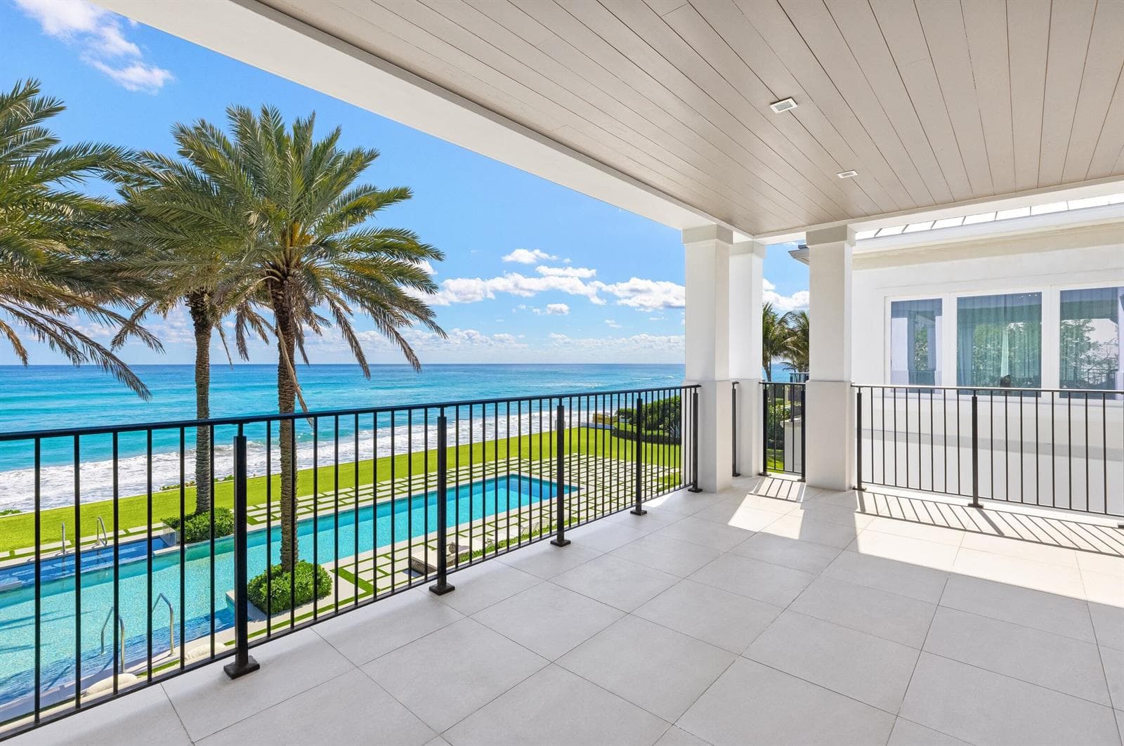 900 S Ocean Boulevard photo 14