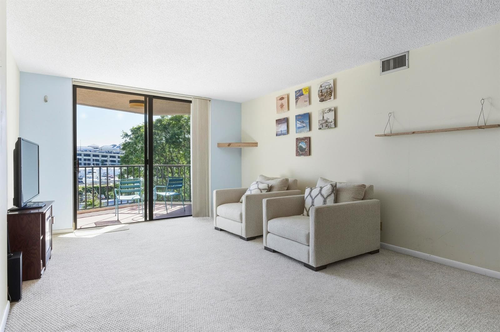 890 N Federal Highway 406 photo 13