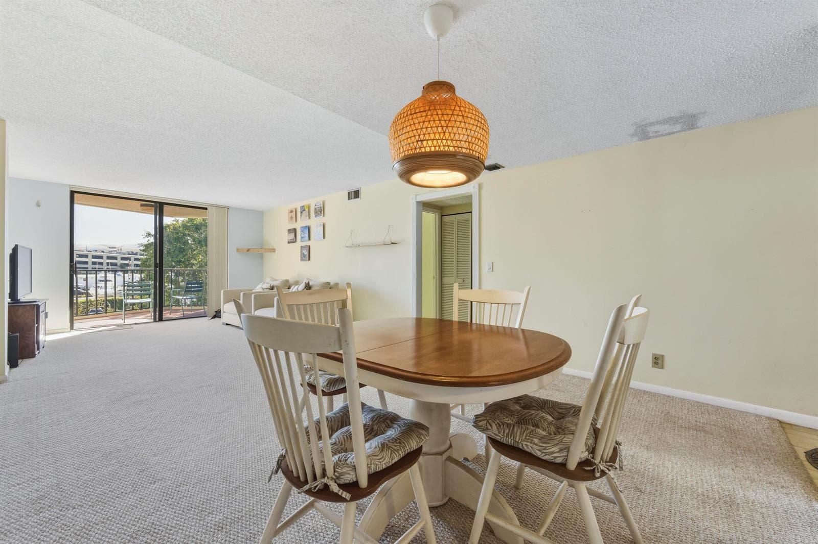 890 N Federal Highway 406 photo 9