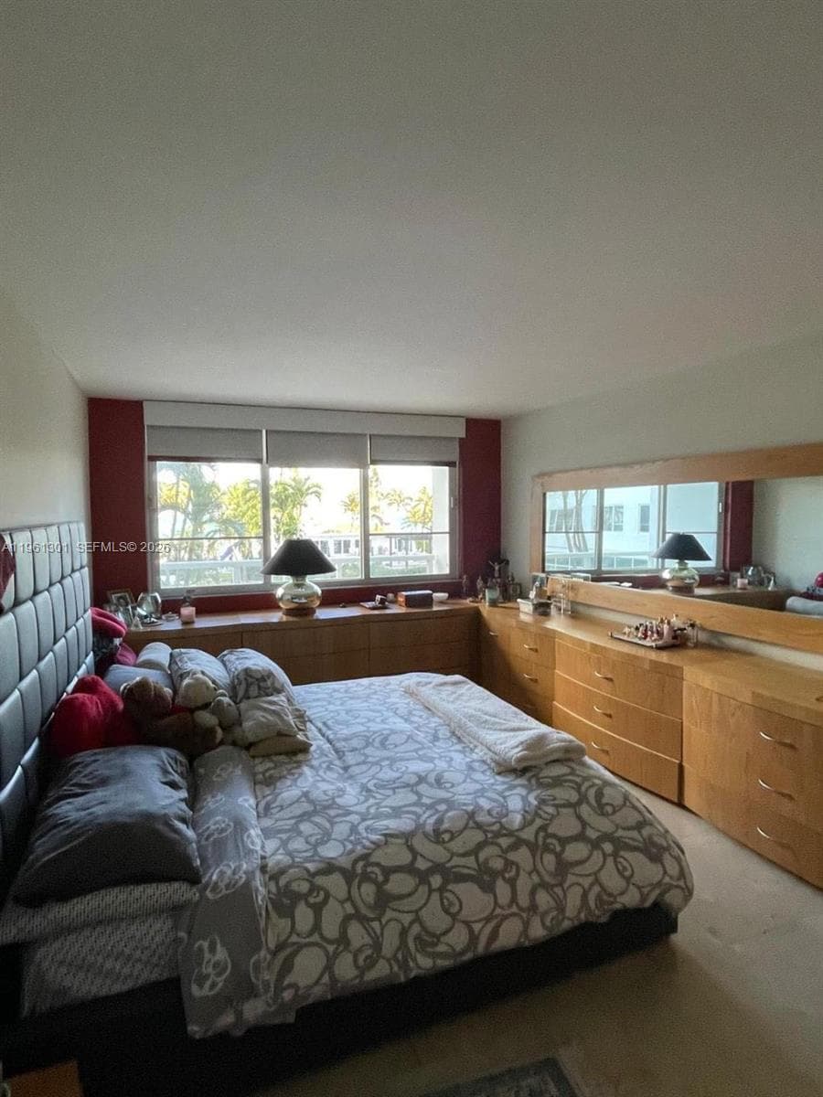 5005 Collins Ave 212 photo 11
