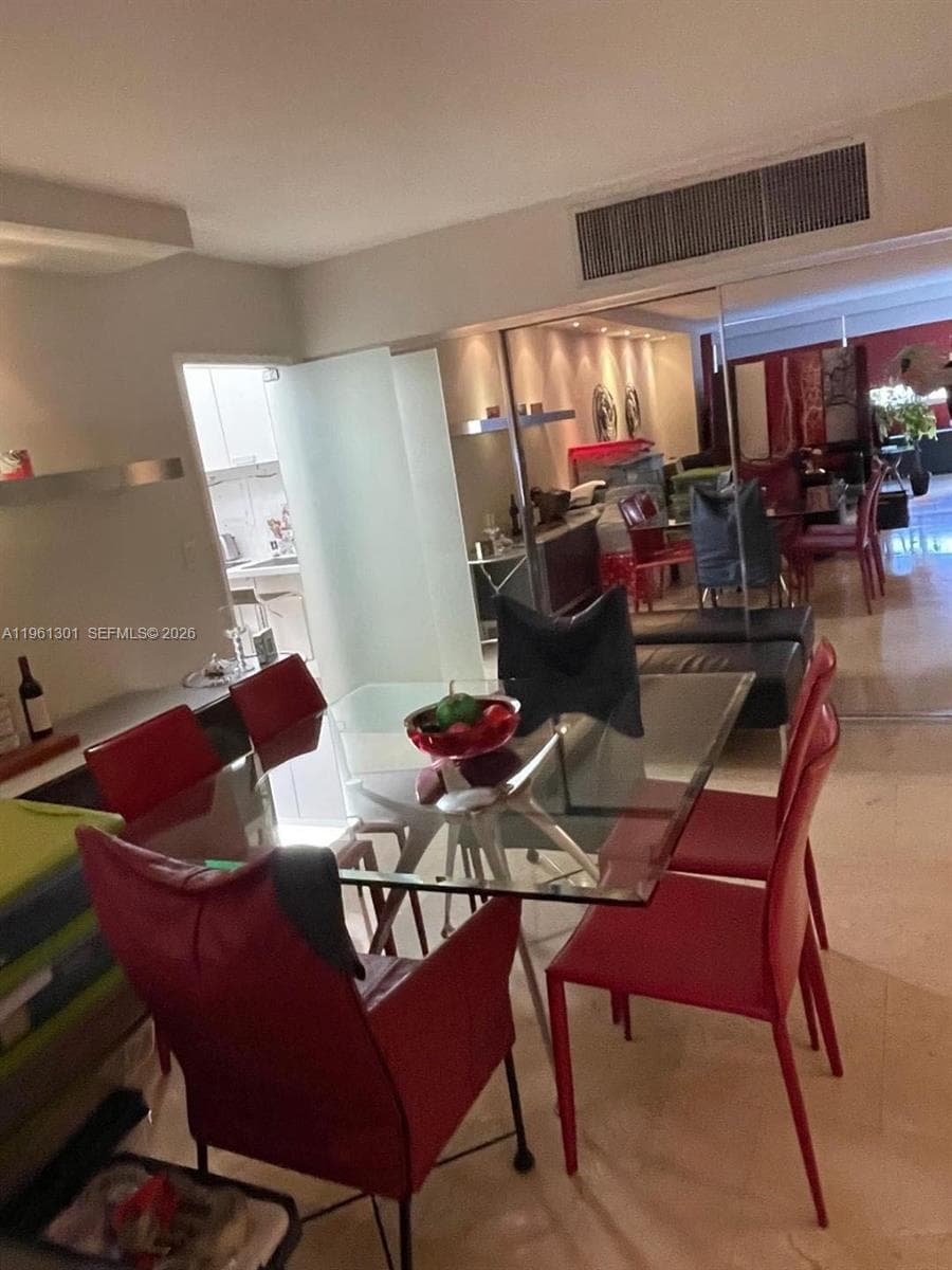 5005 Collins Ave 212 photo 4