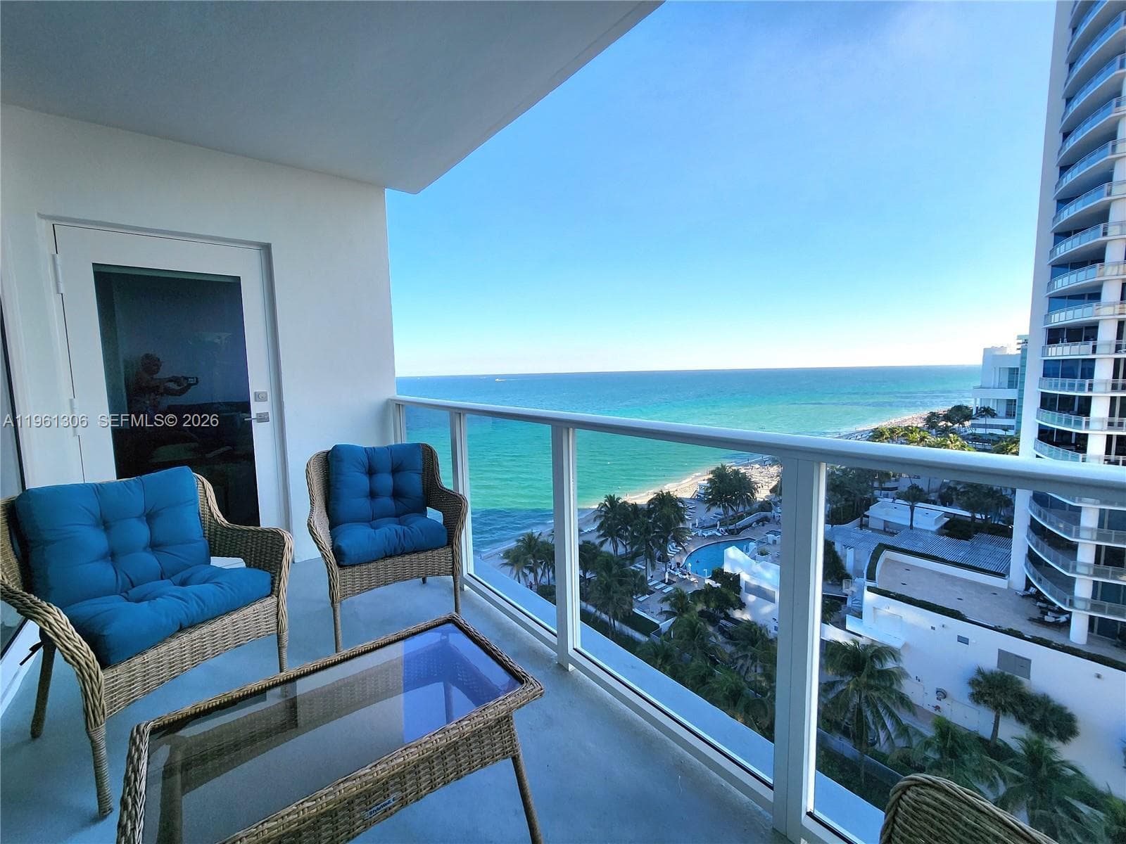 3505 S Ocean Dr 1215 photo 2