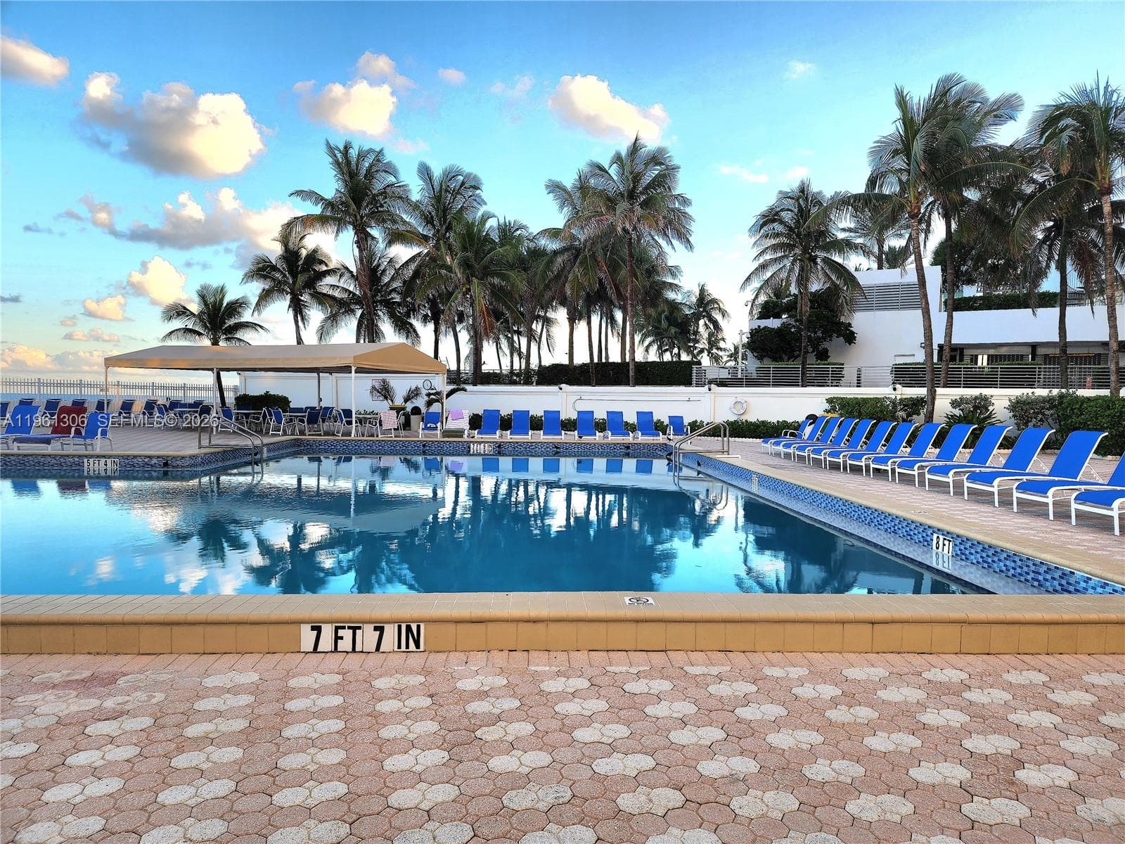 3505 S Ocean Dr 1215 photo 17