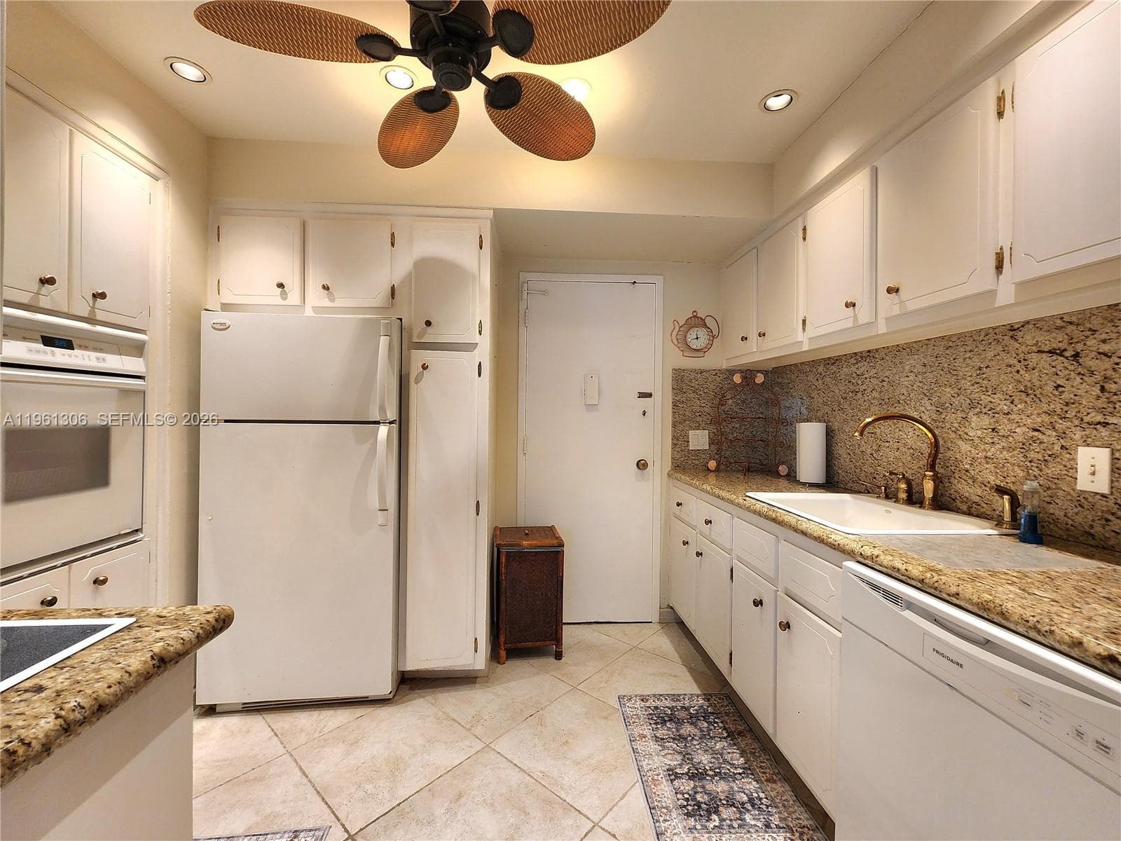 3505 S Ocean Dr 1215 photo 7