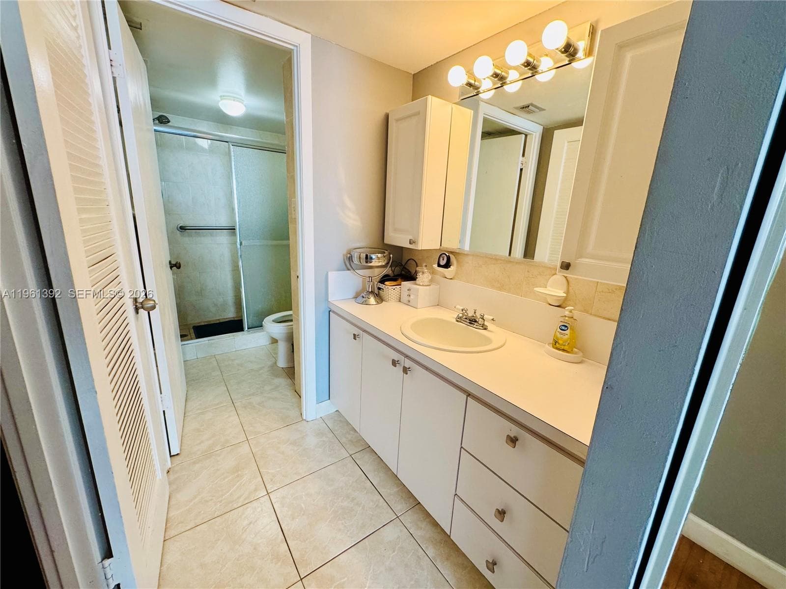 18051 Biscayne Blvd 503 photo 14