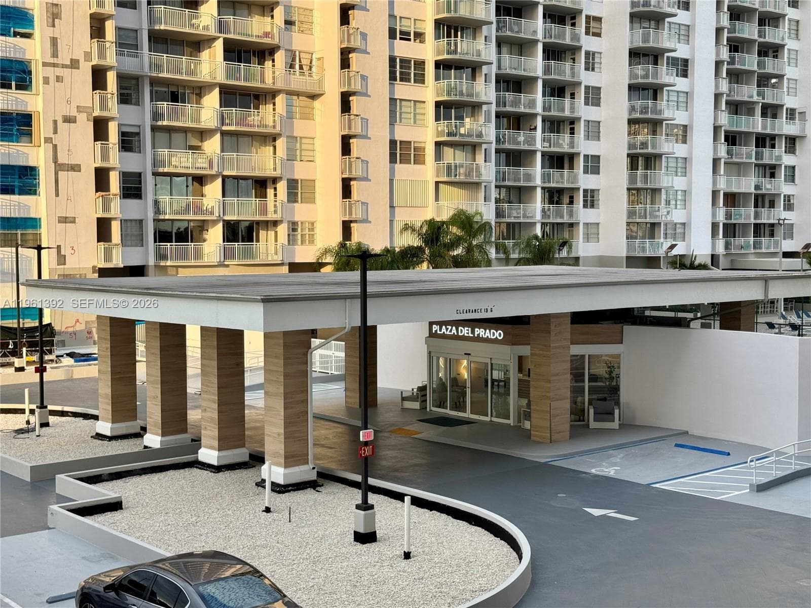 18051 Biscayne Blvd 503 photo 25