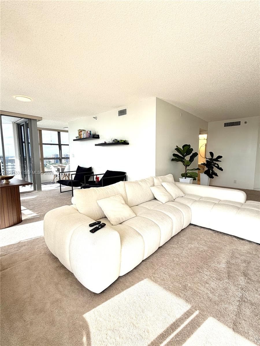 3530 Mystic Pointe Dr 2605 photo 2