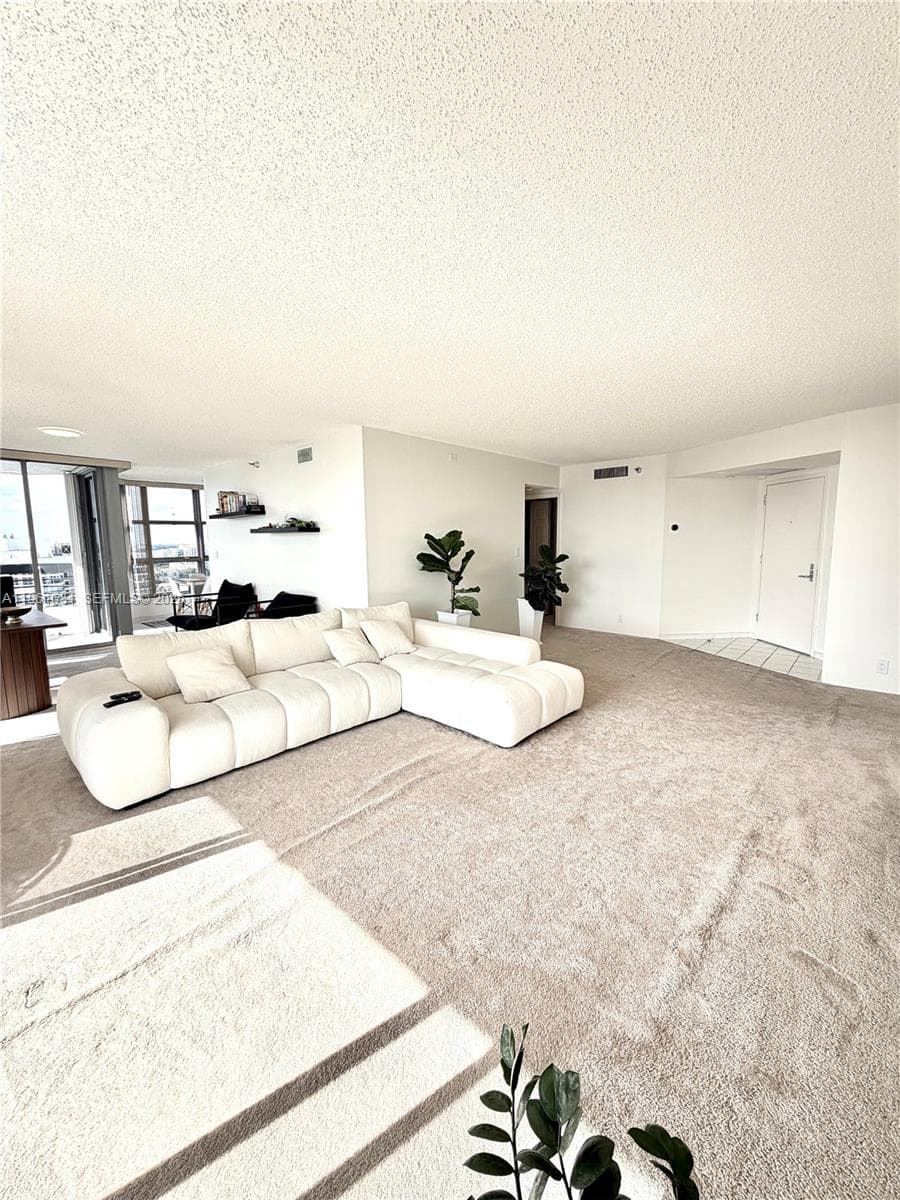 3530 Mystic Pointe Dr 2605 photo 4
