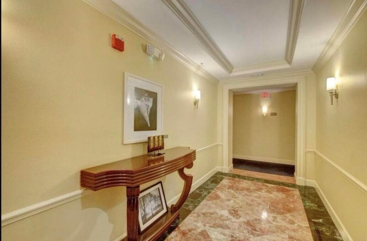 802 W Windward Way 216 photo 10