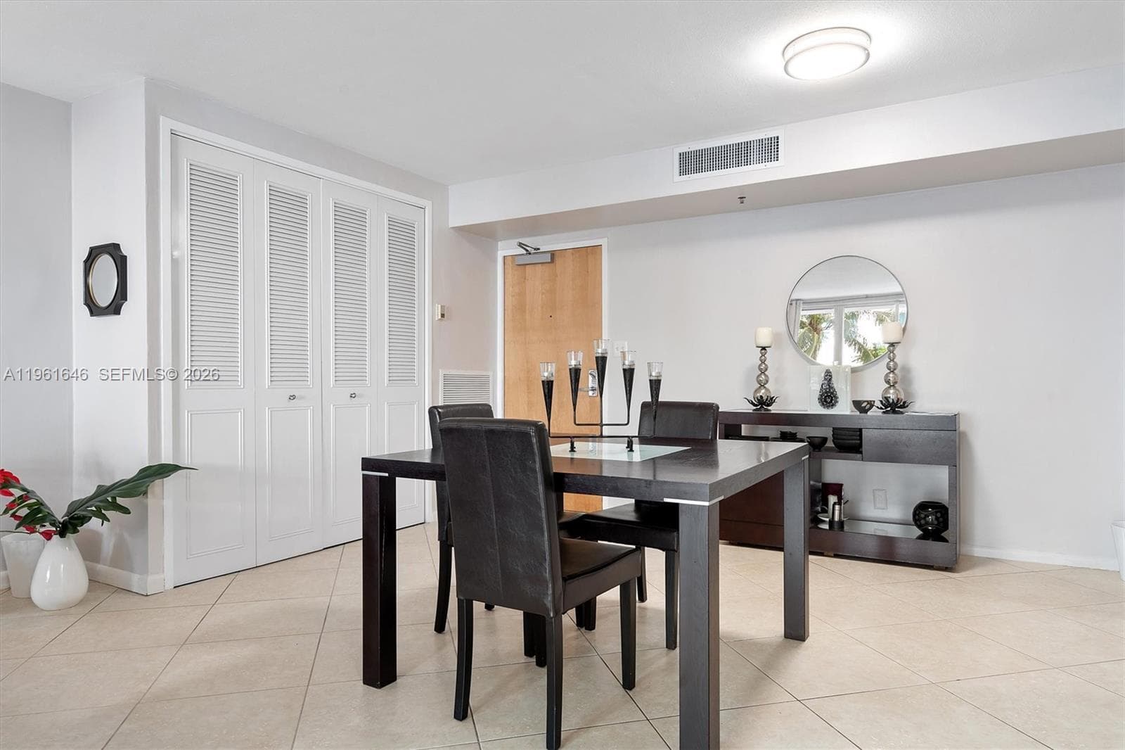 9195 Collins Ave 309 photo 9