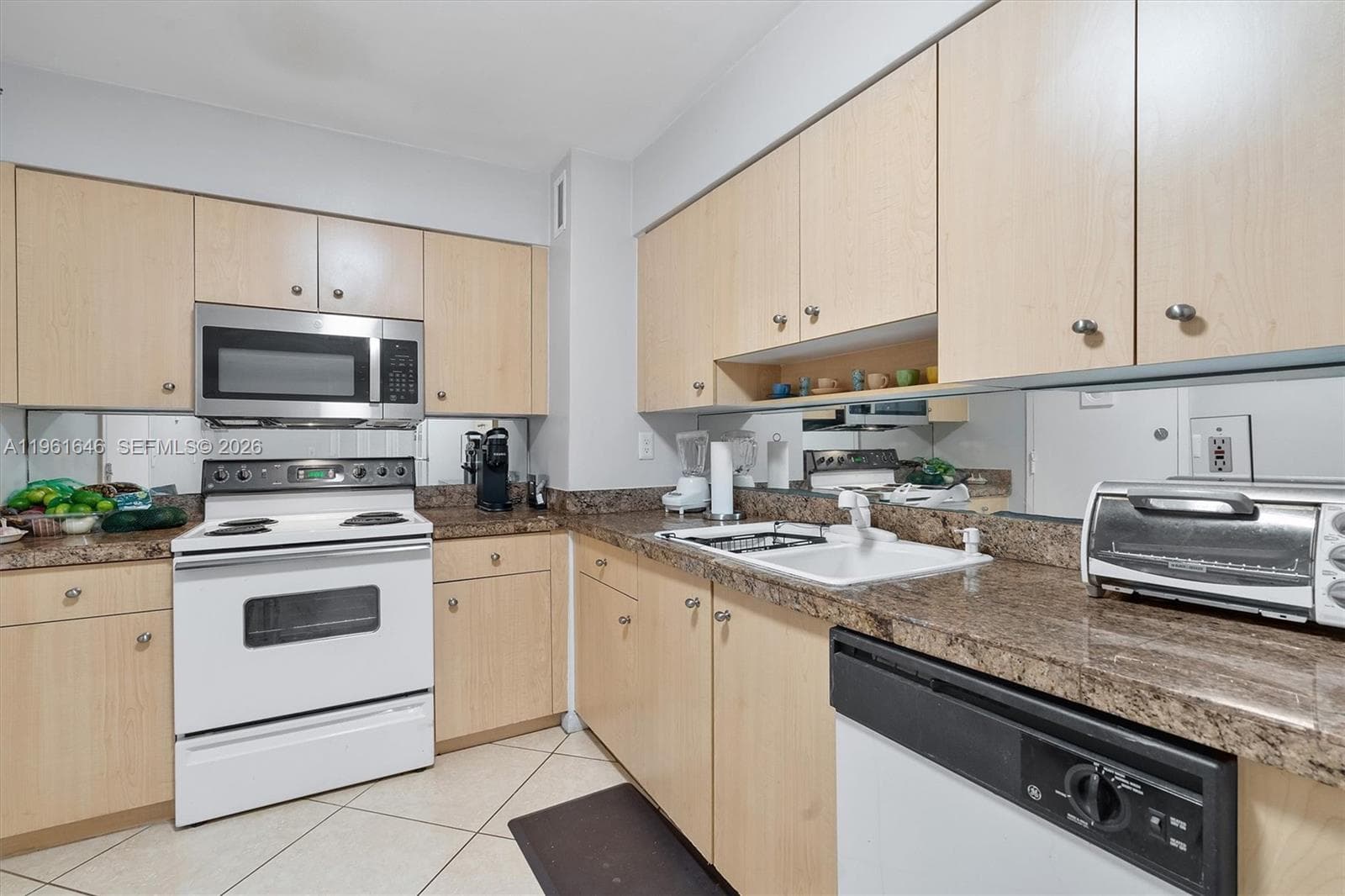 9195 Collins Ave 309 photo 11