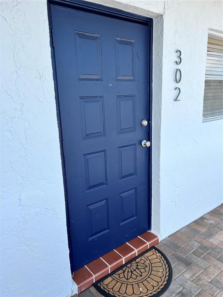 1400 NE 57th Street 302 photo 23