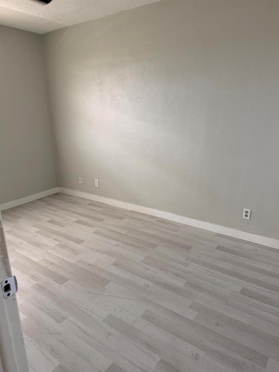 1400 NE 57th Street 302 photo 12