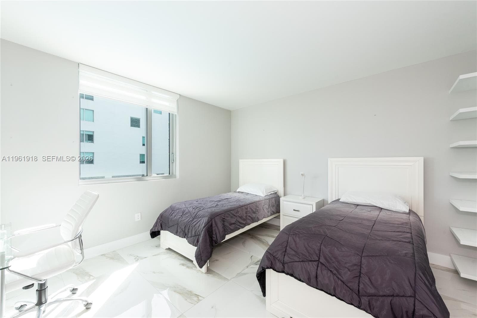 55 SE 6 ST 1207 photo 23