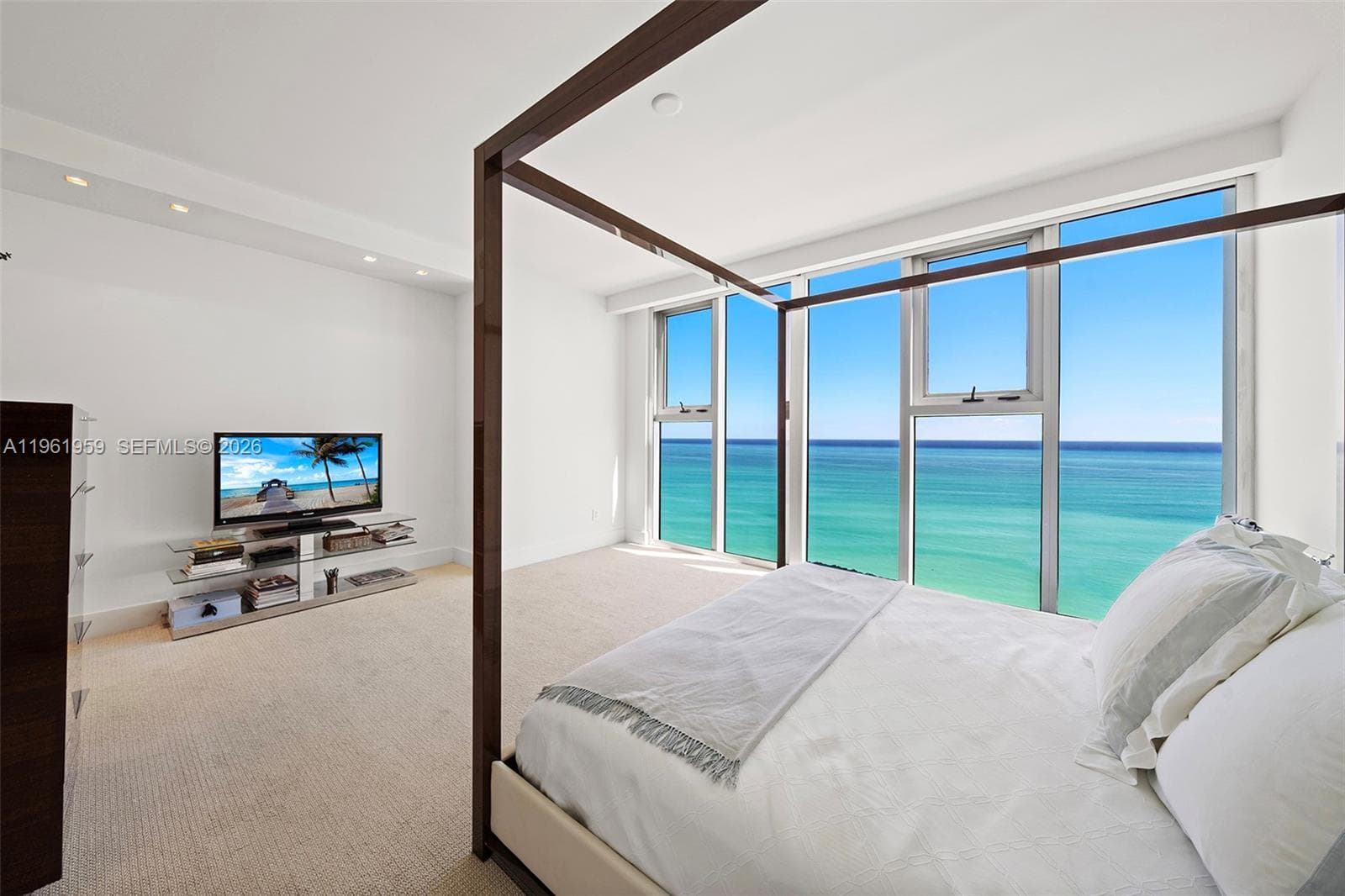 6899 Collins Ave 2307/10 photo 14