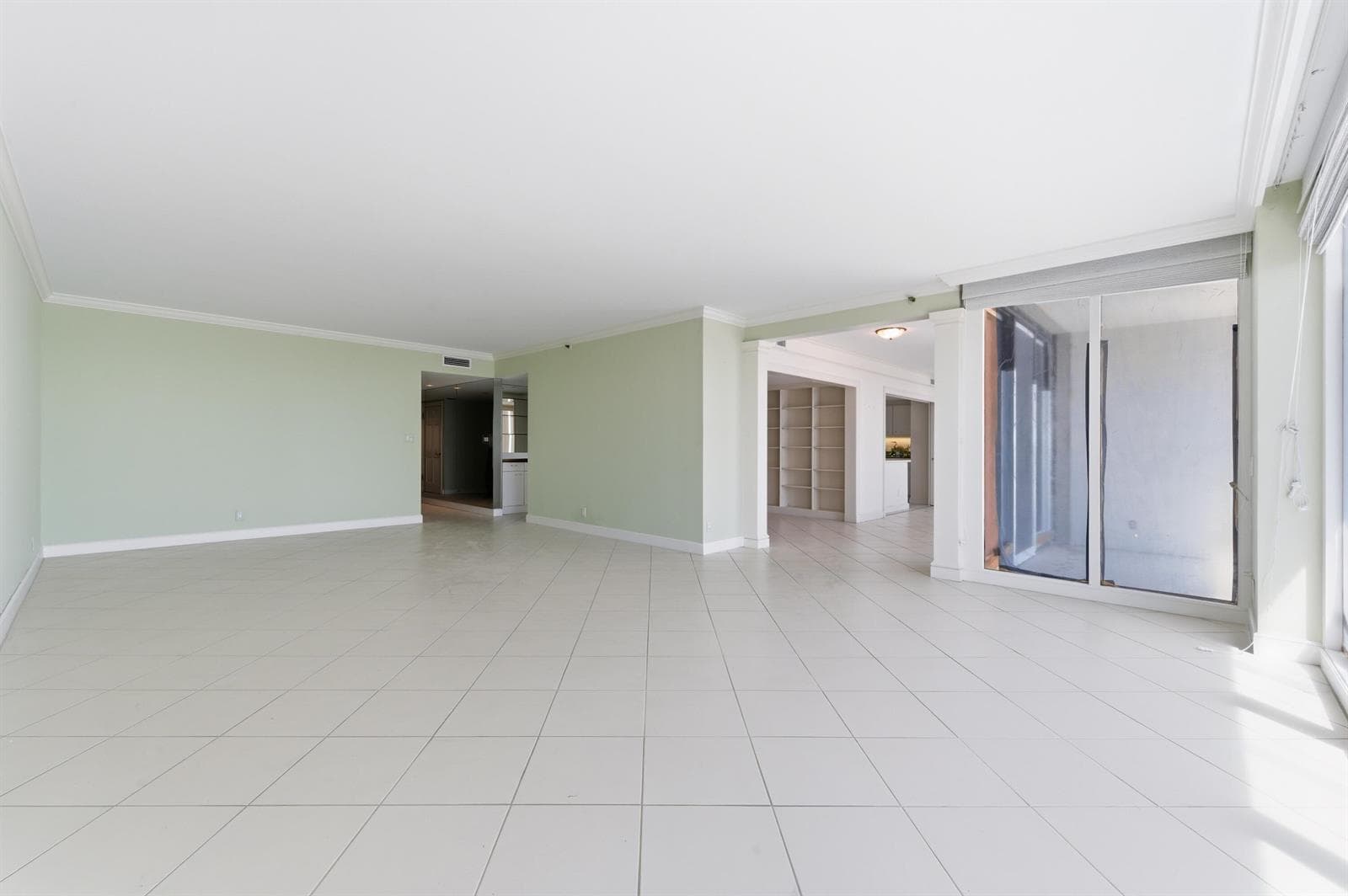 525 S Flagler Drive 20b/c photo 11