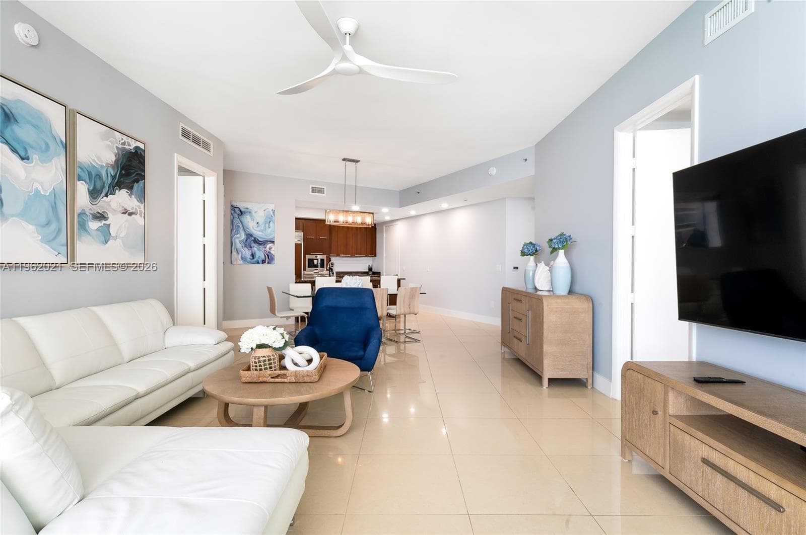 15901 Collins Ave 2303 photo 4