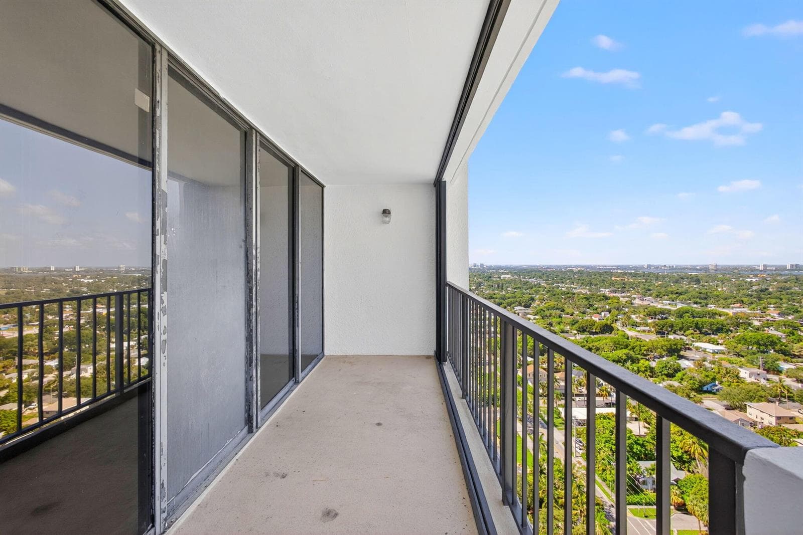 5600 N Flagler Drive 2703 photo 22