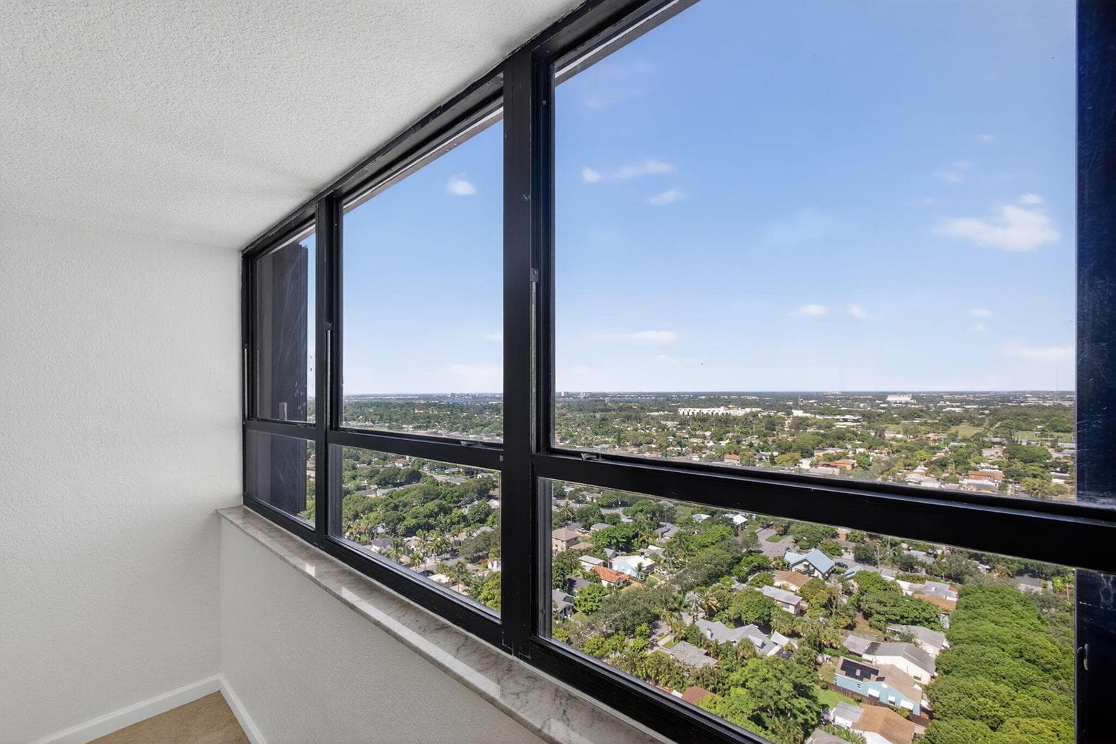 5600 N Flagler Drive 2703 photo 14