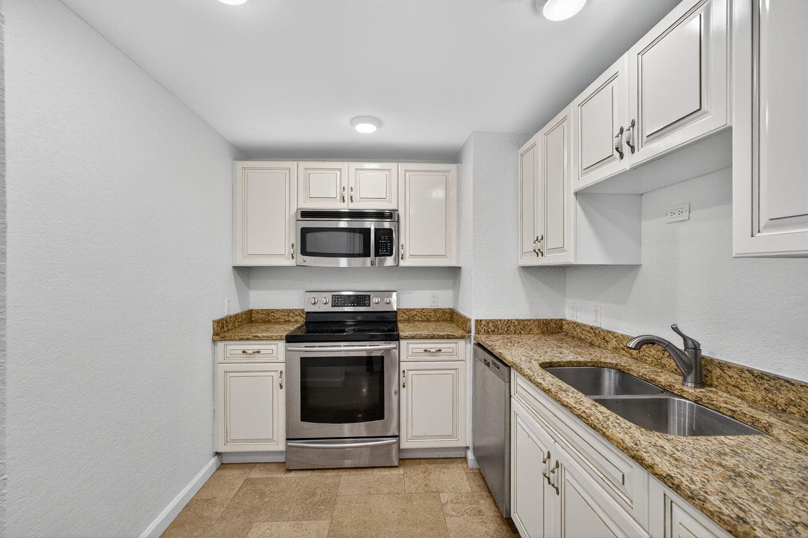 5600 N Flagler Drive 2703 photo 8