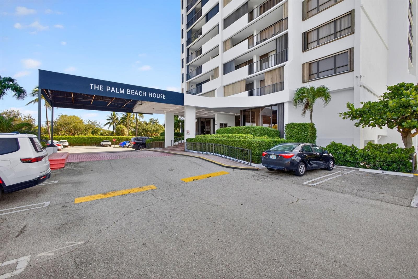 5600 N Flagler Drive 2703 photo 25