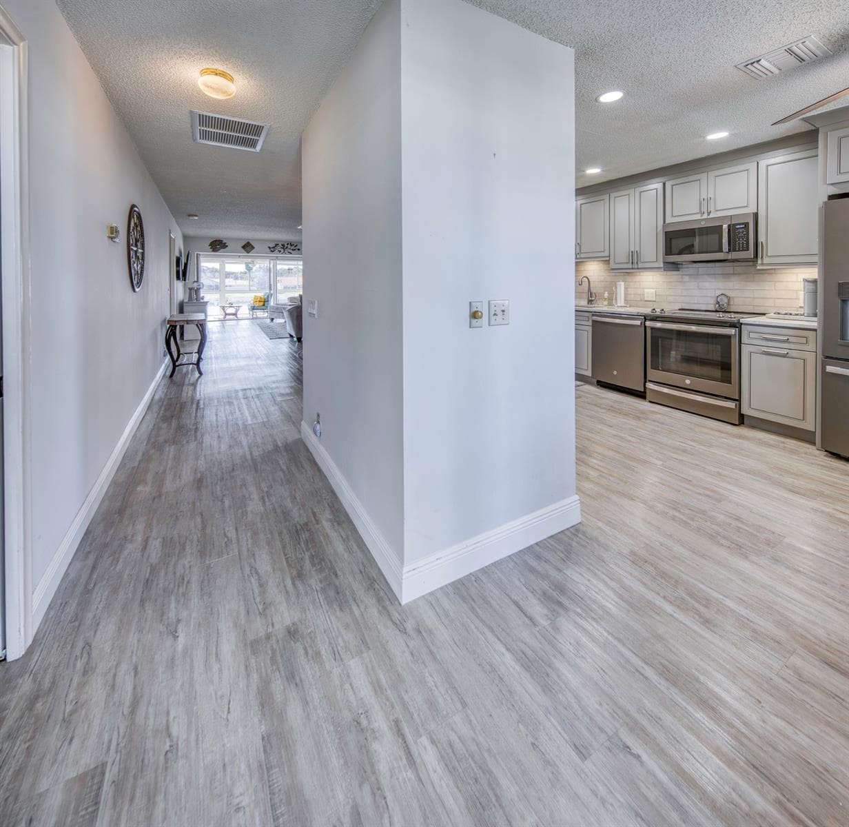 1720 NW 20th Avenue 201 photo 5