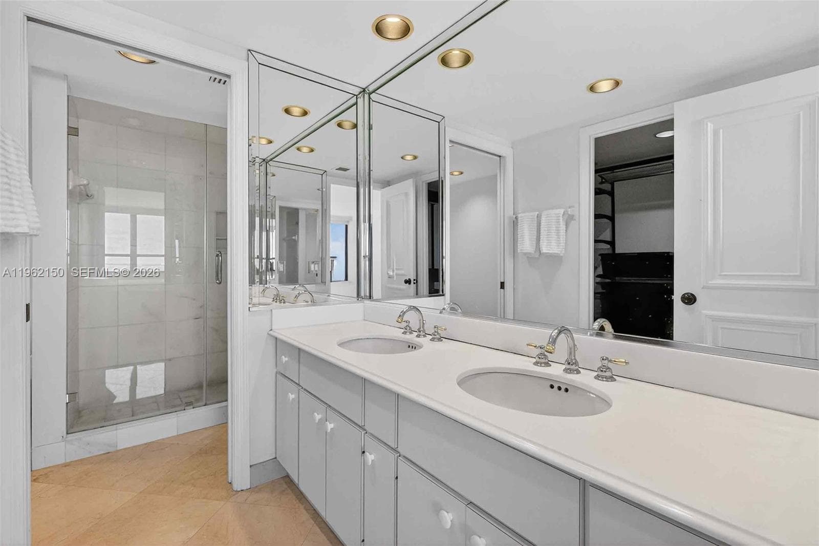 2 Grove Isle Dr B1505 photo 22