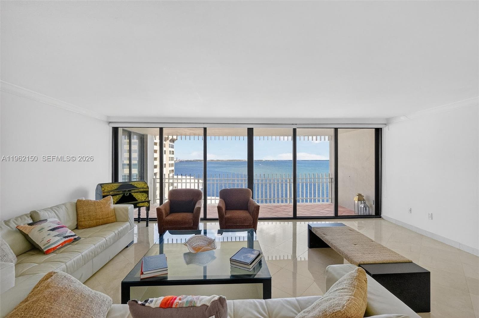 2 Grove Isle Dr B1505 photo 1