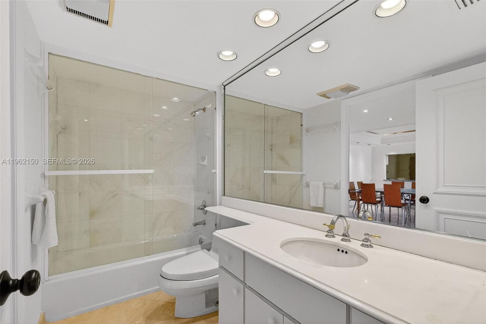 2 Grove Isle Dr B1505 photo 15