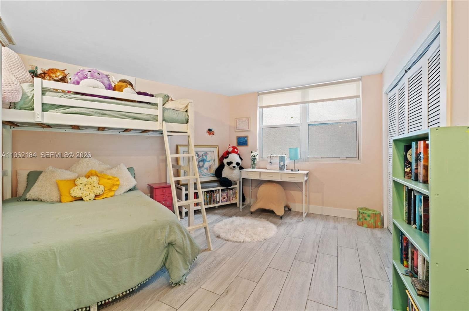 600 Grapetree Dr 3DS photo 17