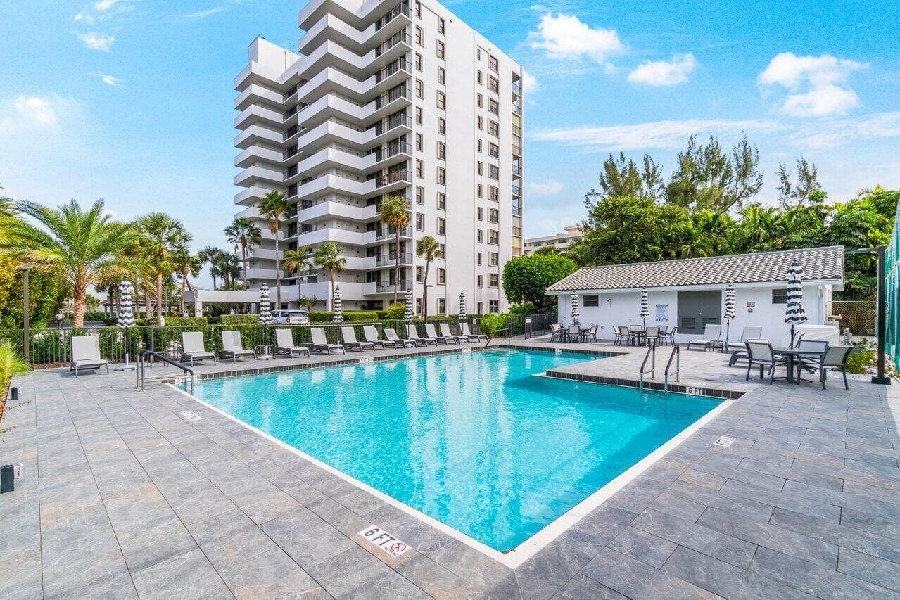 4600 S Ocean Boulevard 301 photo 1