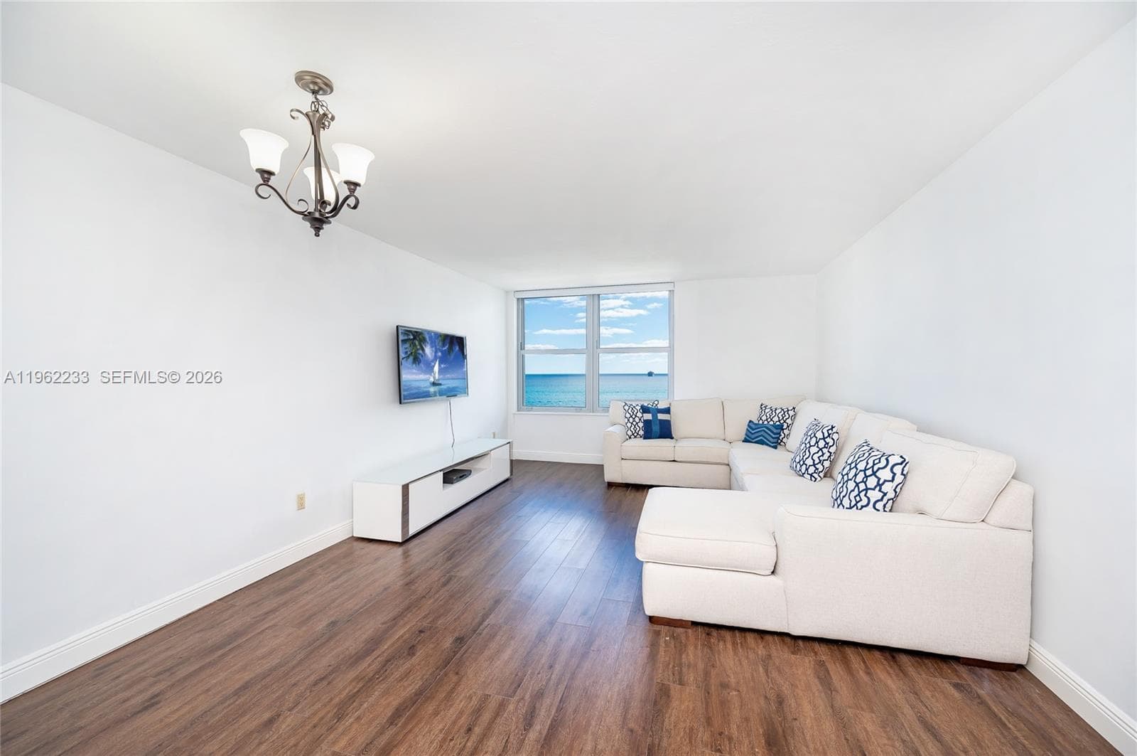2899 Collins Ave 1505 photo 6