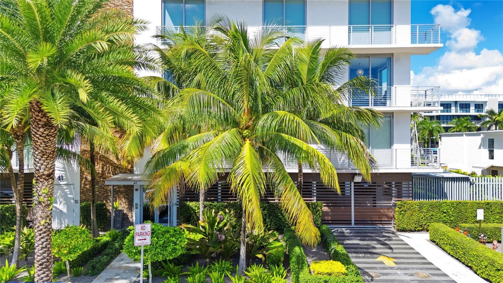 41 Isle Of Venice Drive Ph 502 photo 2