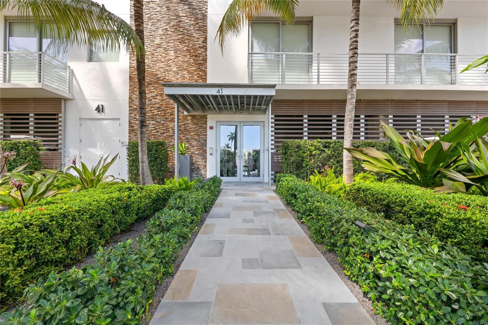 41 Isle Of Venice Drive Ph 502 photo 3