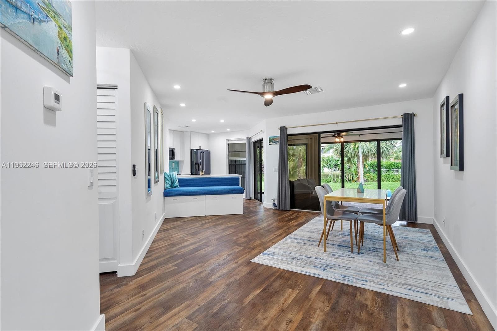 385 36th Ave photo 3