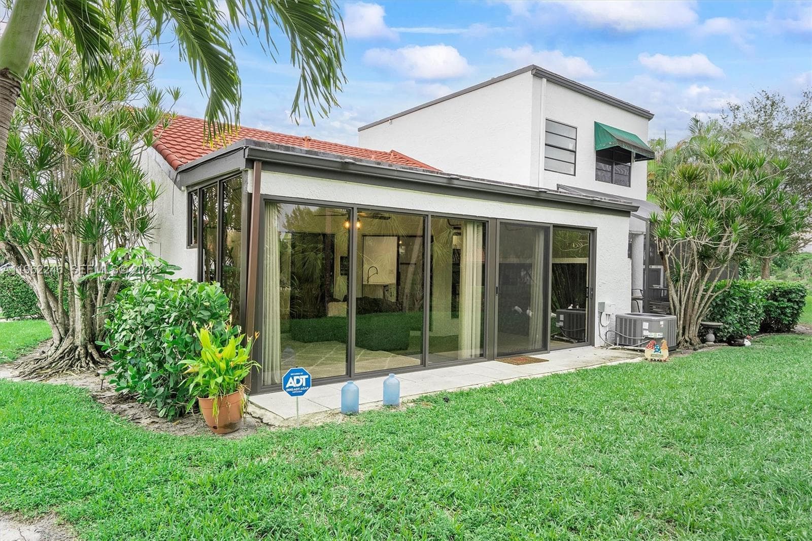 385 36th Ave photo 20