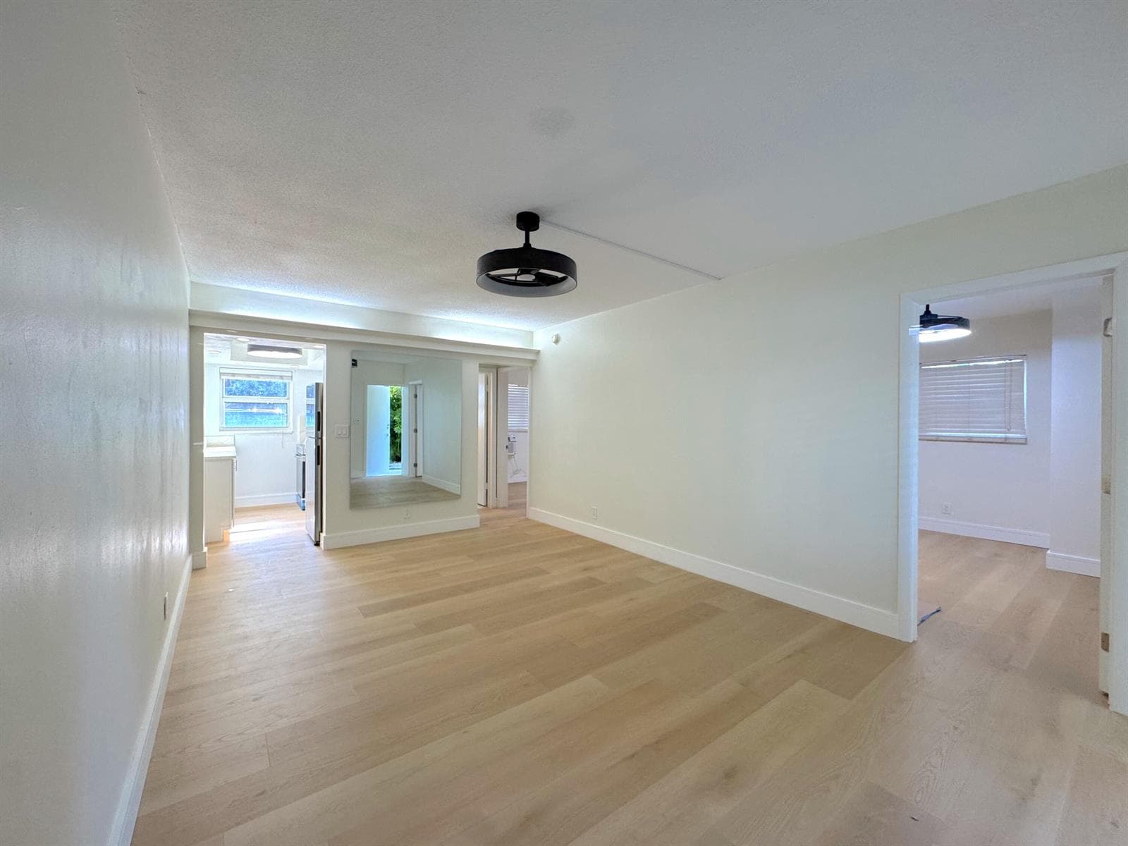 2815 NE 33rd Avenue 106 photo 13