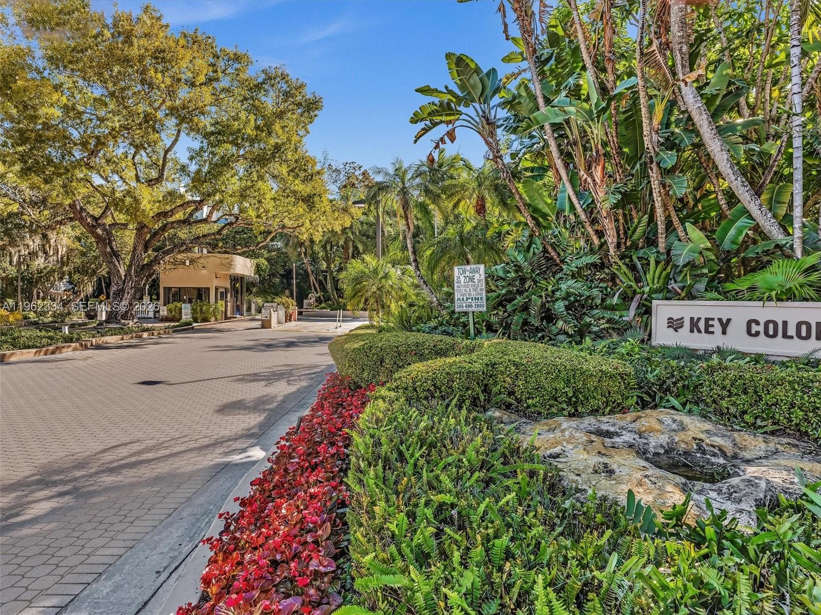 101 Crandon Blvd 479 photo 2