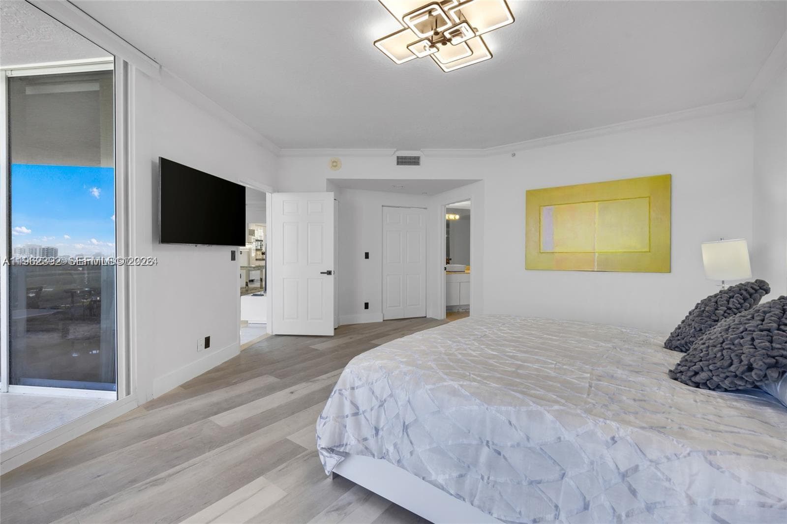 3200 N Ocean Blvd 1404 photo 16