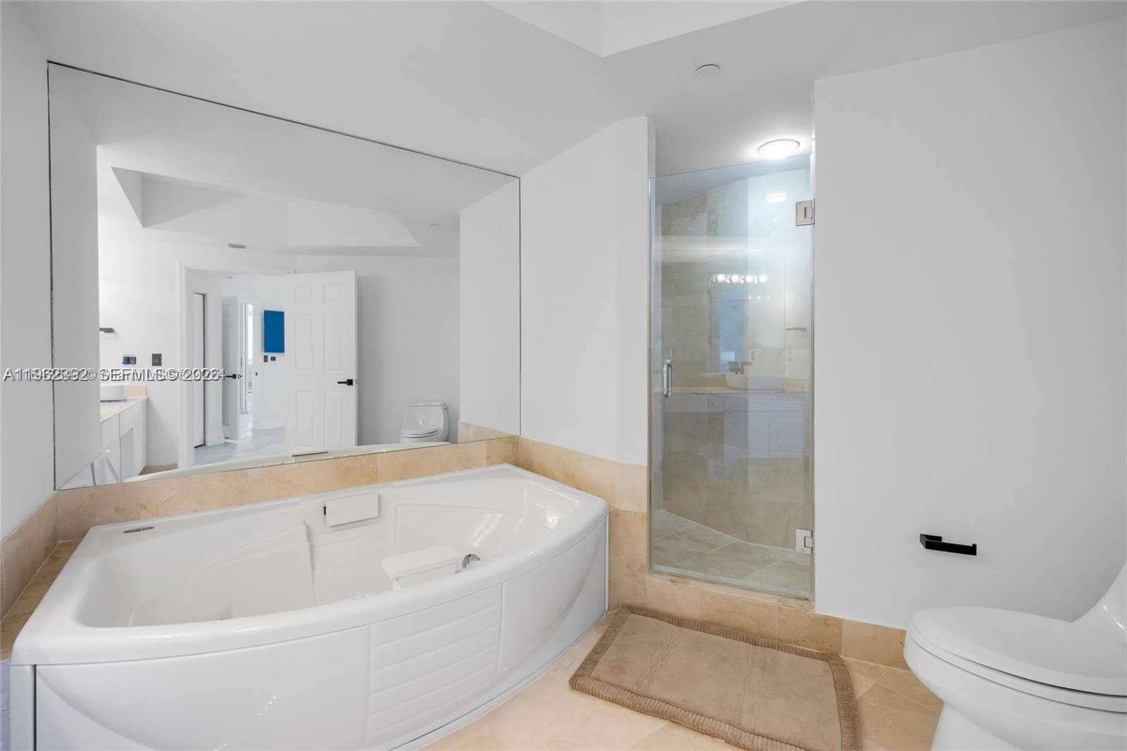 3200 N Ocean Blvd 1404 photo 21