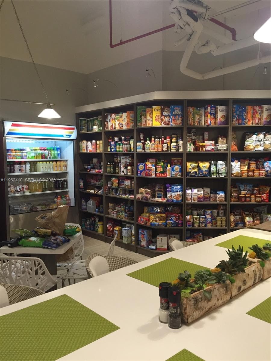 10275 Collins Ave 1402 photo 6