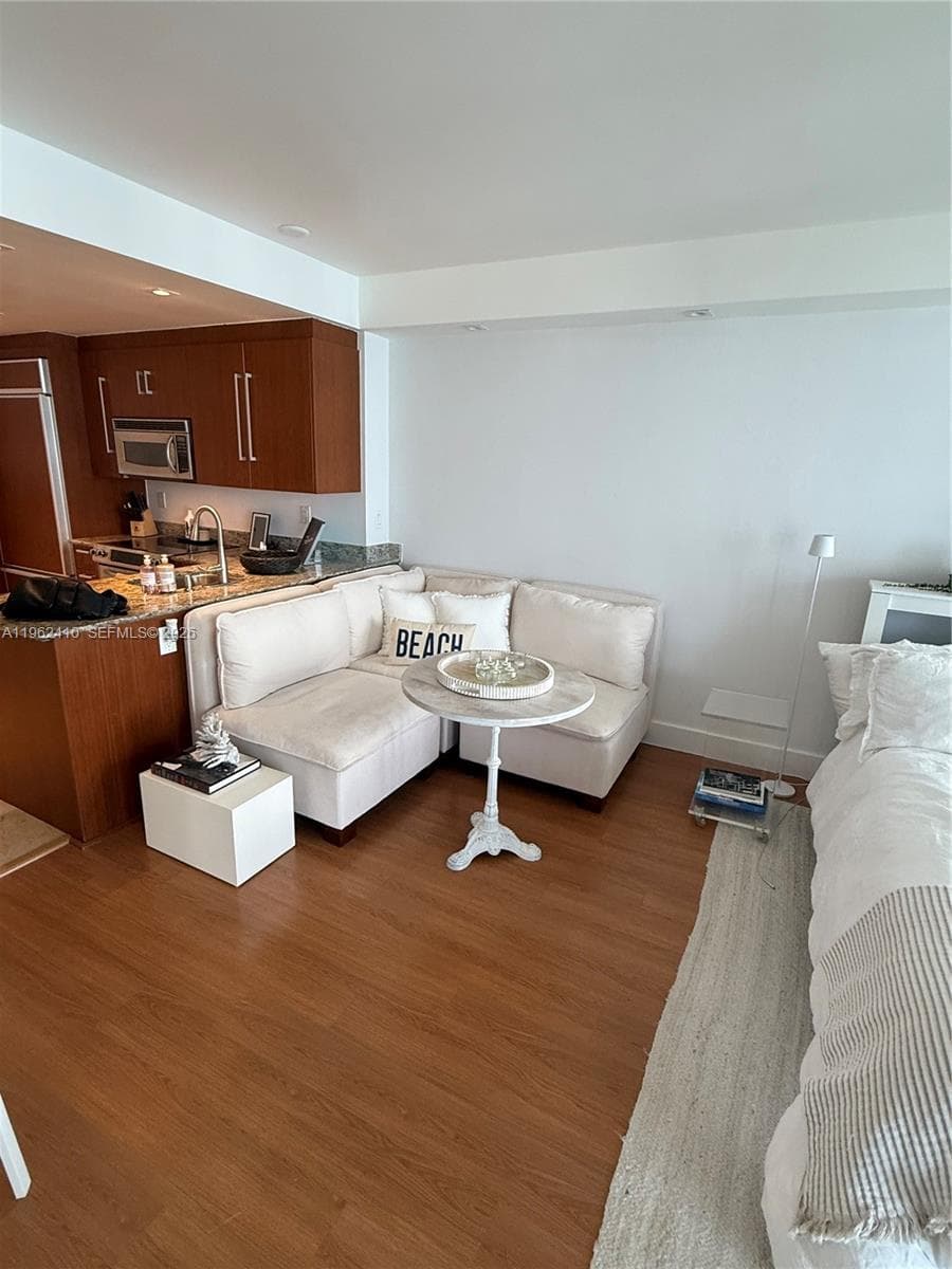 10275 Collins Ave 1402 photo 10